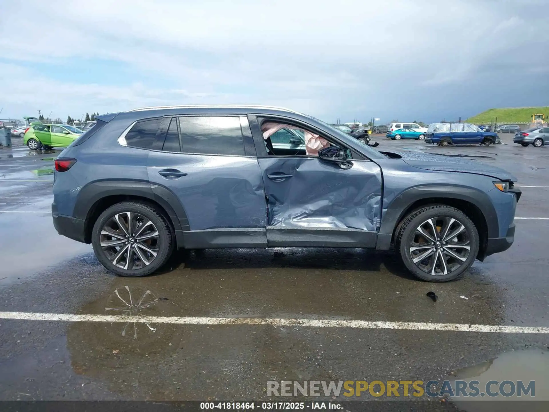 13 fotografías del automóvil dañado 7MMVABEM8RN220626 MAZDA CX-50 2024