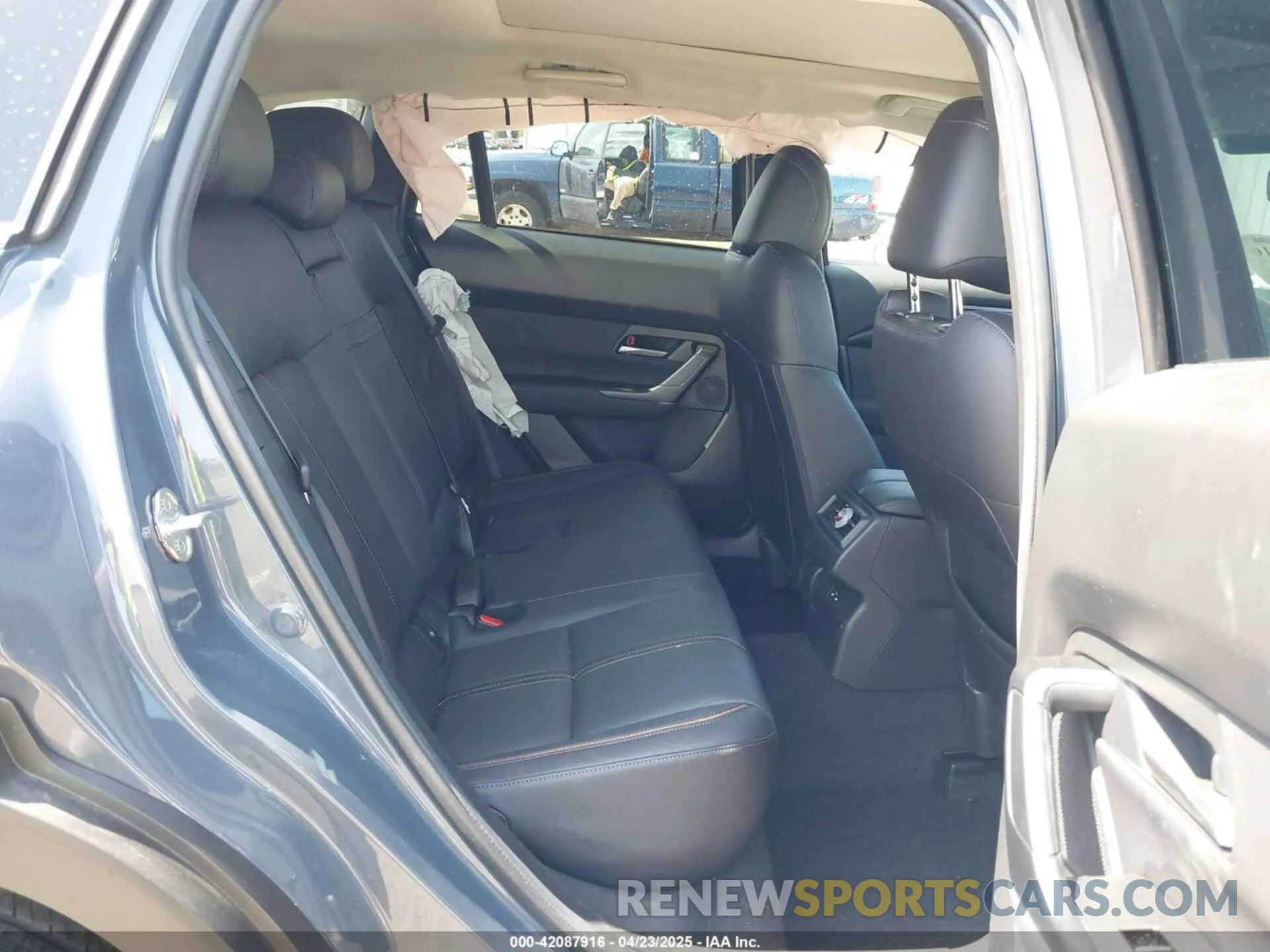 8 fotografías del automóvil dañado 7MMVABXY1RN202565 MAZDA CX-50 2024
