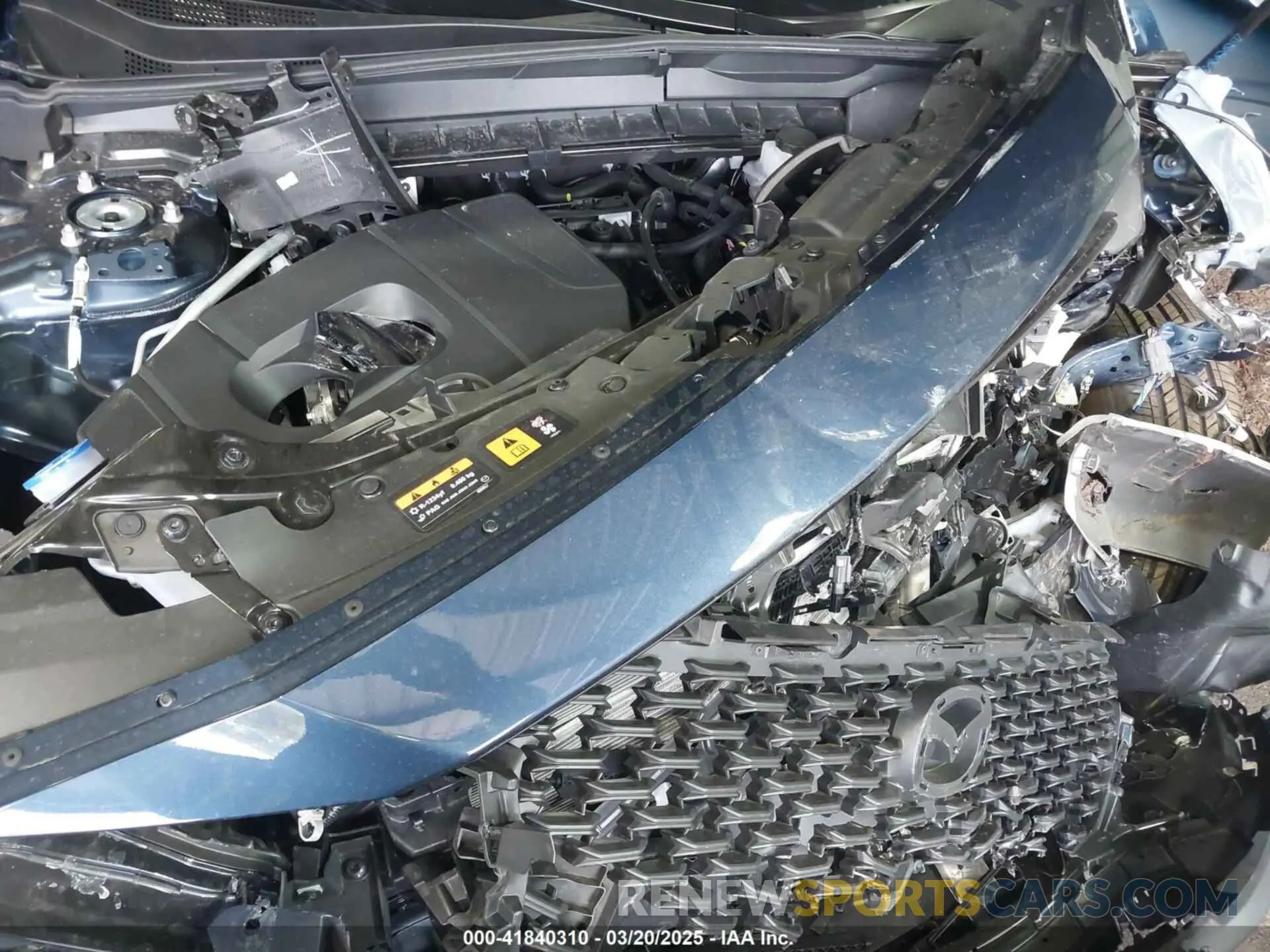 10 fotografías del automóvil dañado 7MMVABBM6SN302350 MAZDA CX-50 2025
