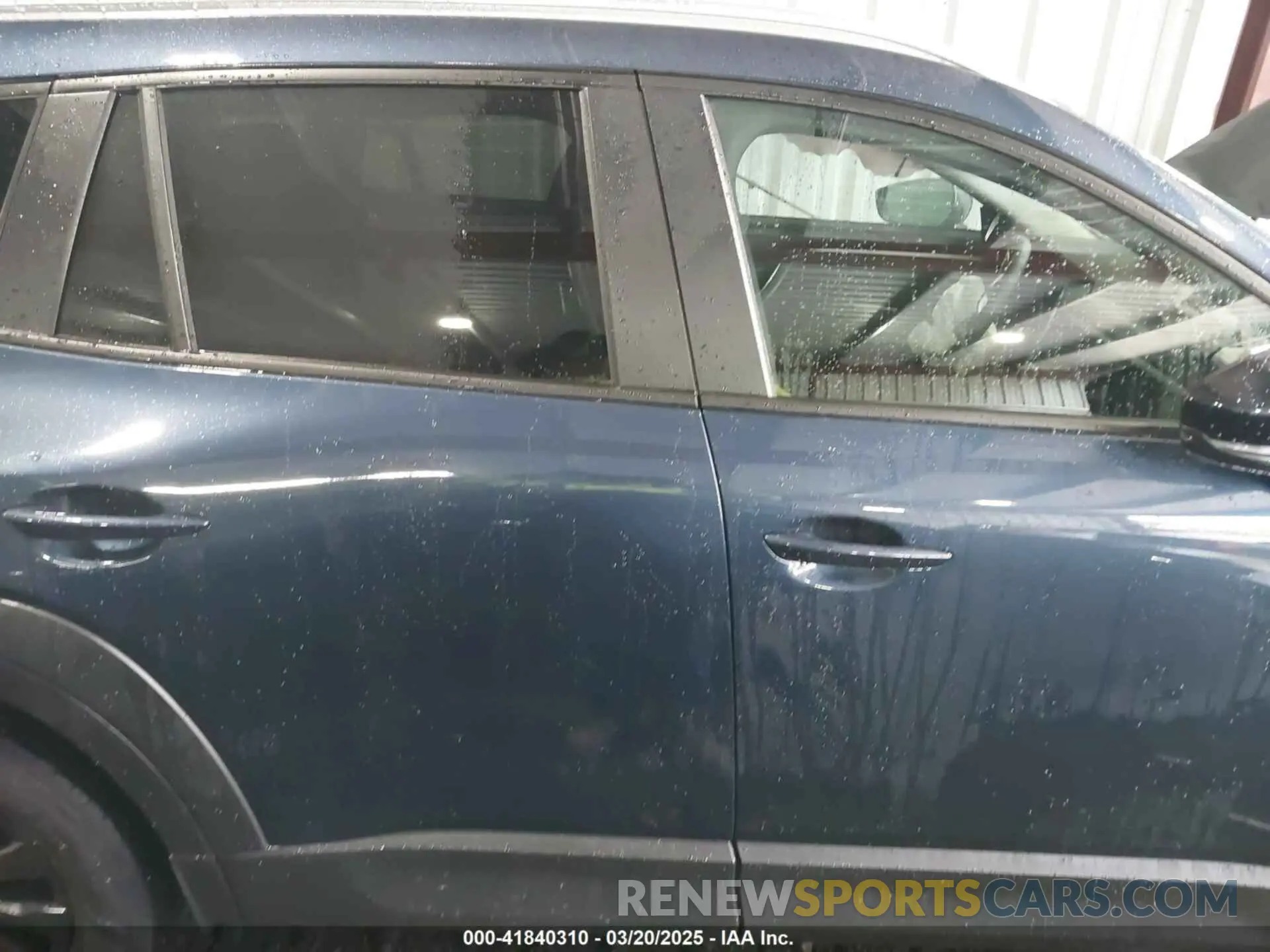 14 fotografías del automóvil dañado 7MMVABBM6SN302350 MAZDA CX-50 2025