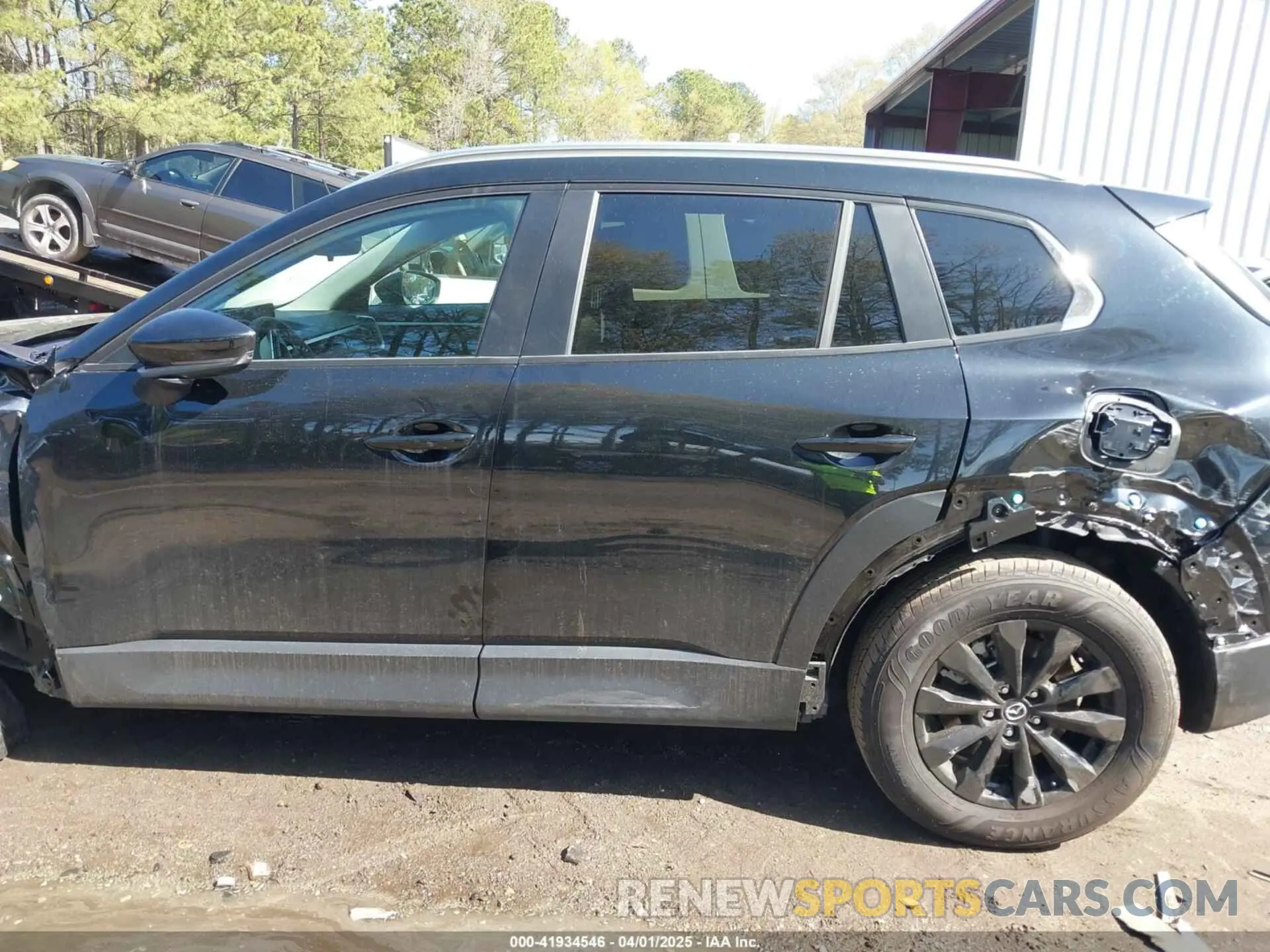 15 fotografías del automóvil dañado 7MMVABBM8SN340971 MAZDA CX-50 2025