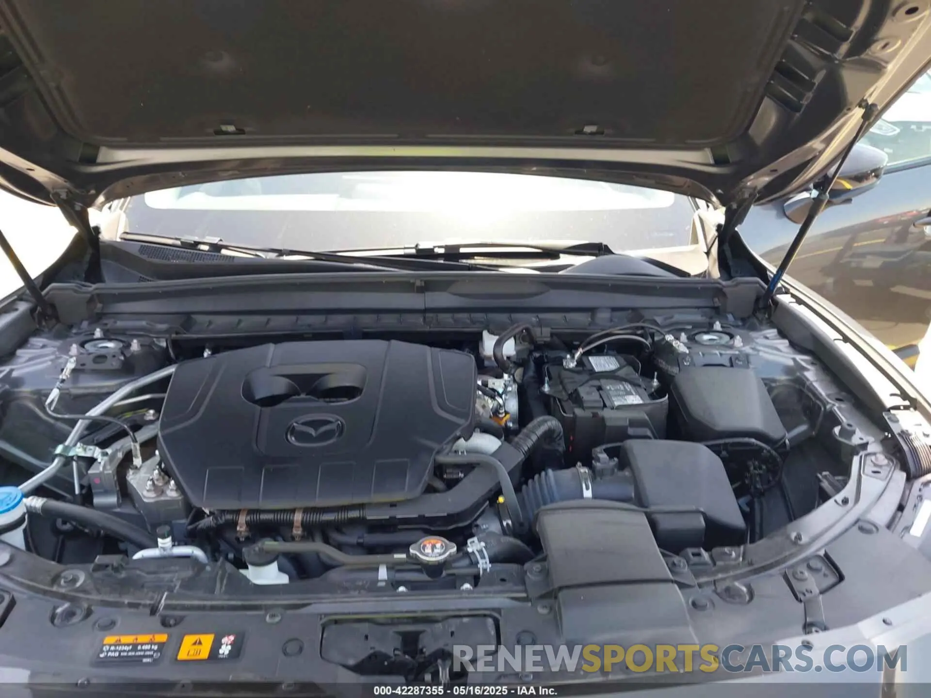 10 fotografías del automóvil dañado 7MMVABBM9SN316758 MAZDA CX-50 2025