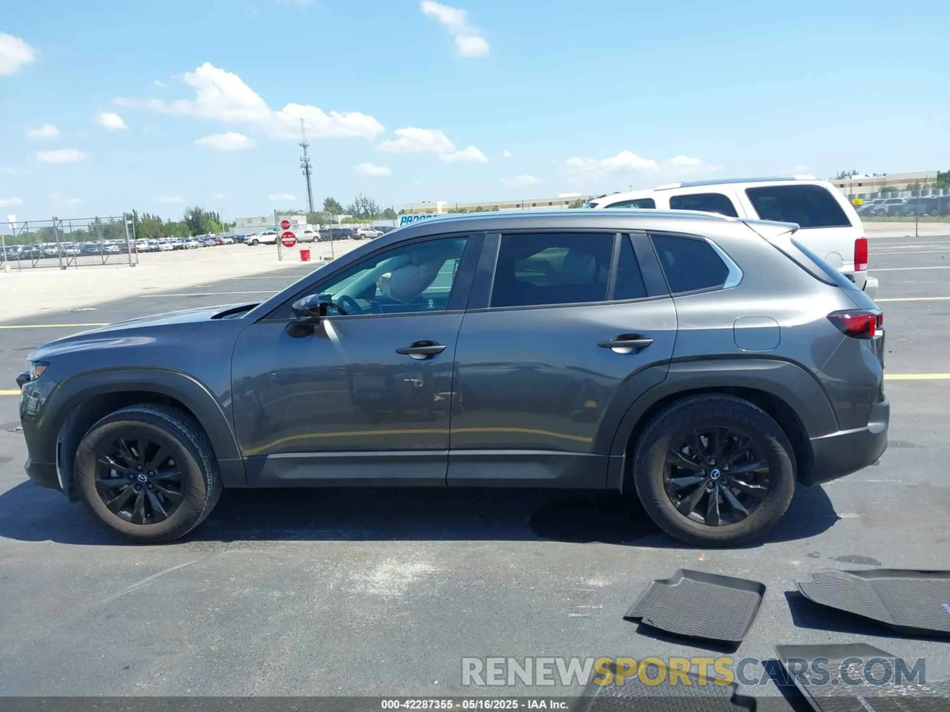 15 fotografías del automóvil dañado 7MMVABBM9SN316758 MAZDA CX-50 2025