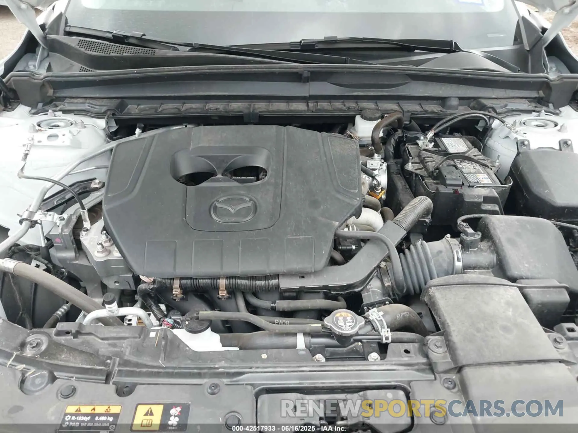 10 fotografías del automóvil dañado 7MMVABDM6SN306573 MAZDA CX-50 2025