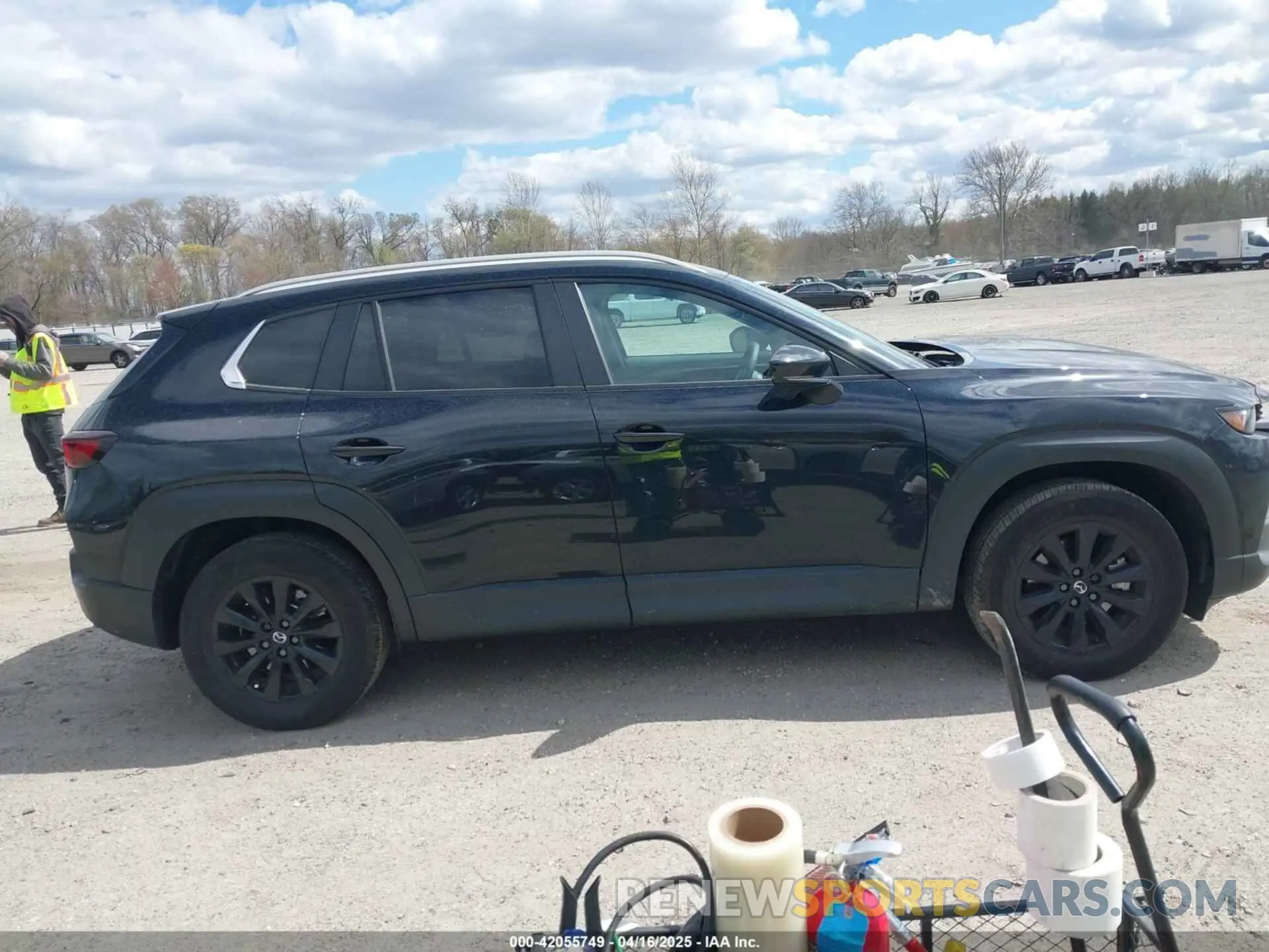 13 fotografías del automóvil dañado 7MMVABDM6SN307383 MAZDA CX-50 2025