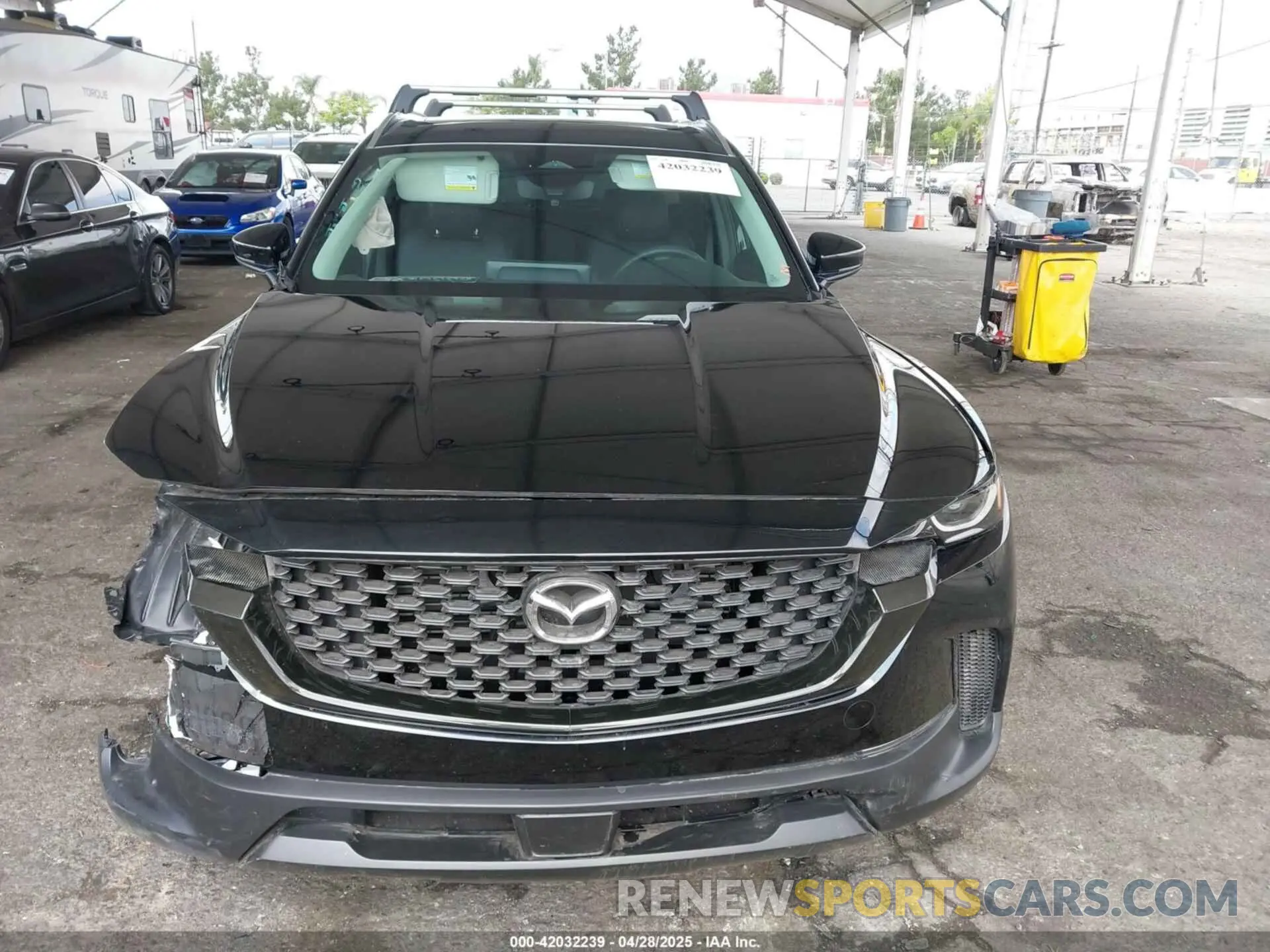 12 fotografías del automóvil dañado 7MMVABDM7SN316027 MAZDA CX-50 2025