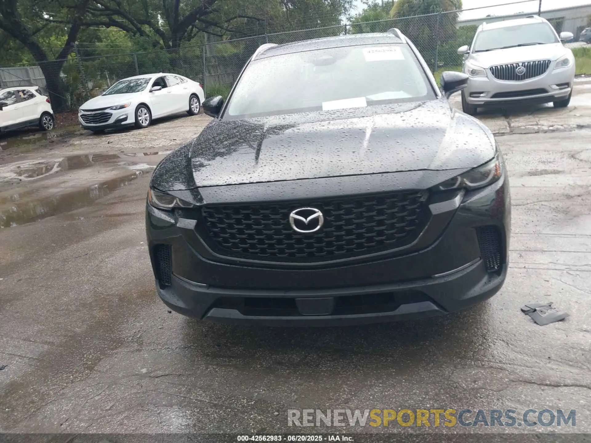 12 fotografías del automóvil dañado 7MMVABDM7SN335760 MAZDA CX-50 2025