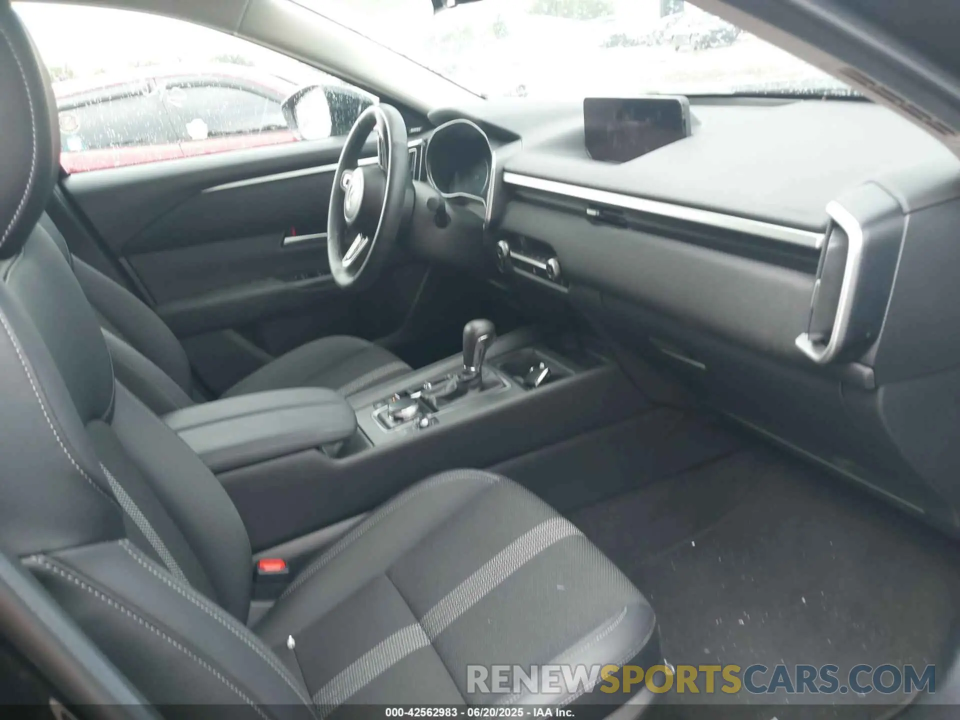 5 fotografías del automóvil dañado 7MMVABDM7SN335760 MAZDA CX-50 2025