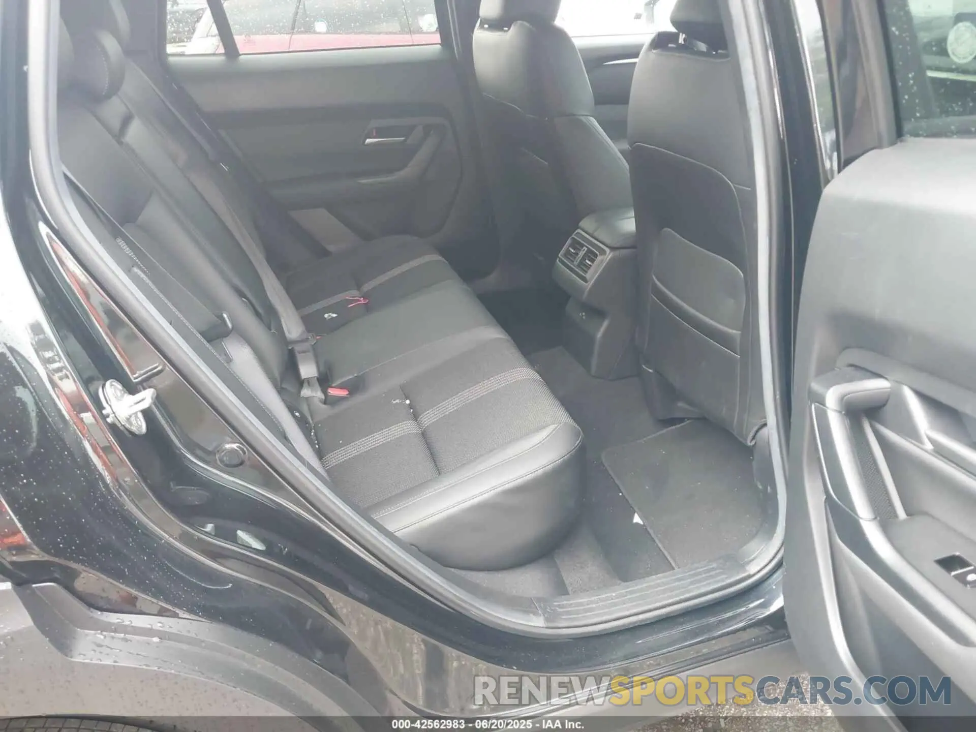 8 fotografías del automóvil dañado 7MMVABDM7SN335760 MAZDA CX-50 2025