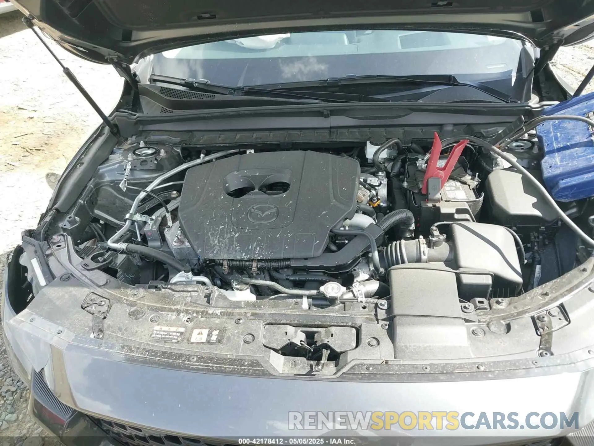 10 fotografías del automóvil dañado 7MMVABEM5SN318292 MAZDA CX-50 2025