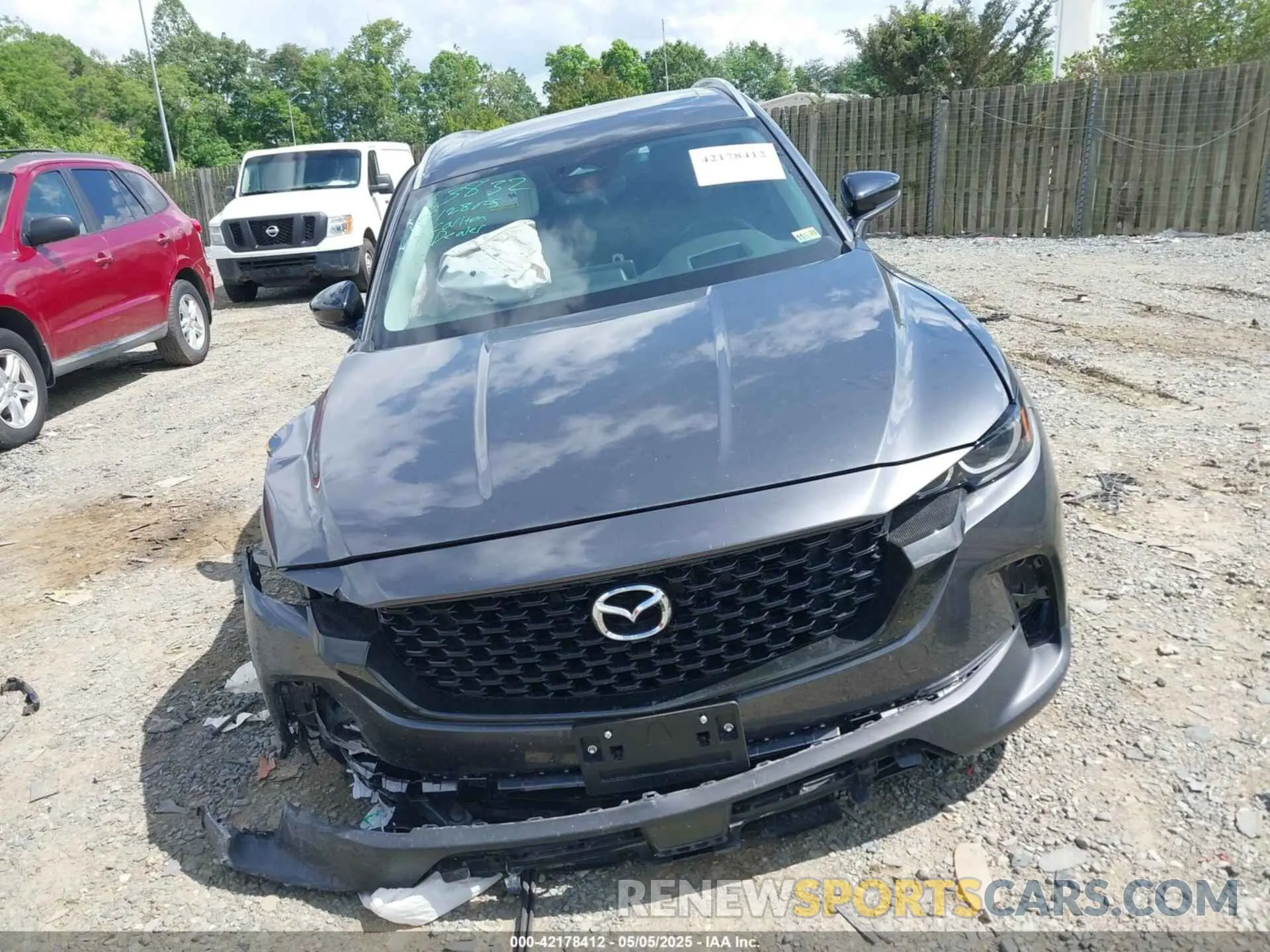 12 fotografías del automóvil dañado 7MMVABEM5SN318292 MAZDA CX-50 2025