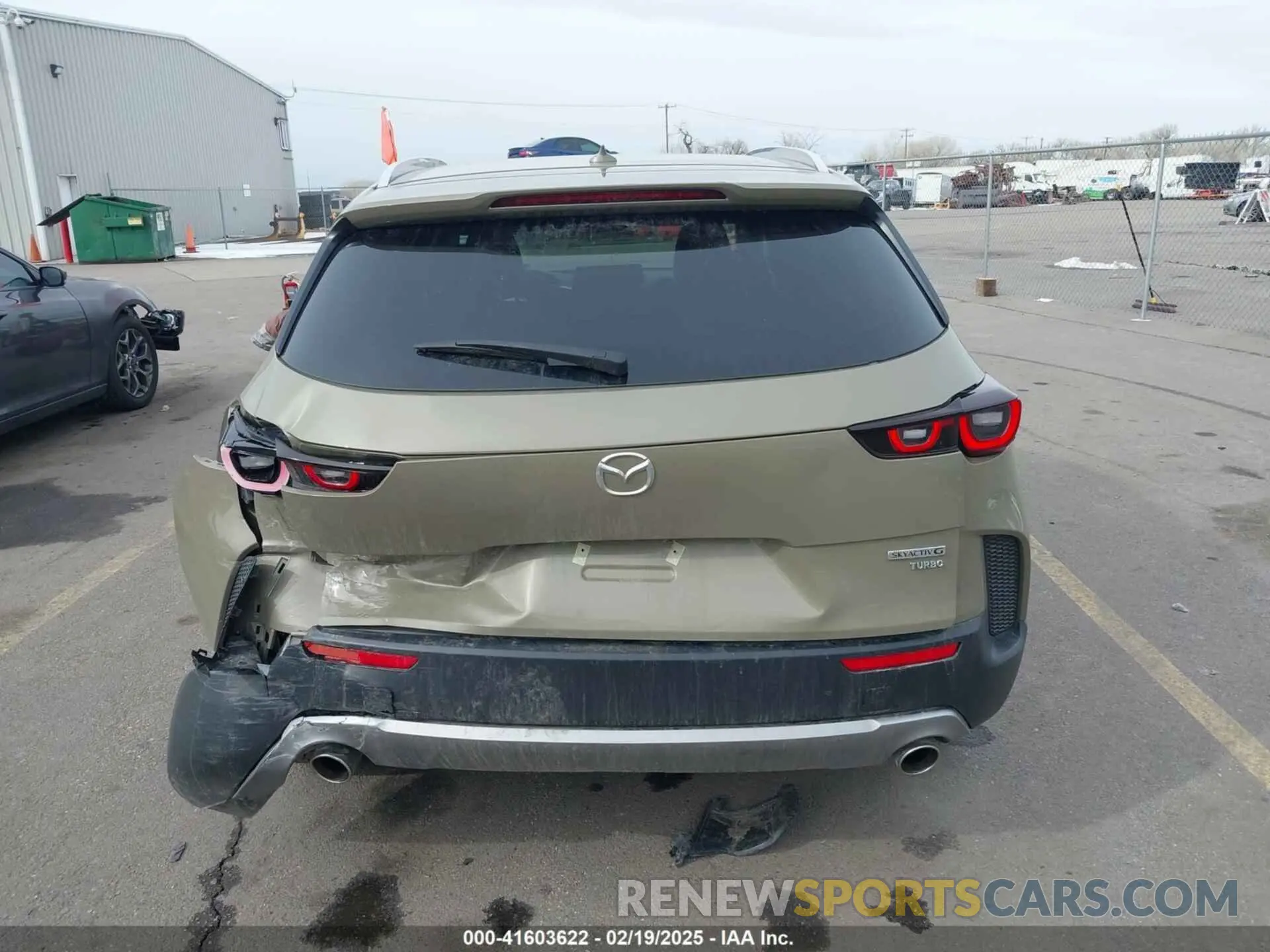 16 fotografías del automóvil dañado 7MMVABXY5SN311620 MAZDA CX-50 2025