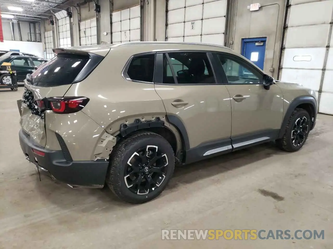 3 fotografías del automóvil dañado 7MMVABXY7SN309285 MAZDA CX-50 BASE 2025