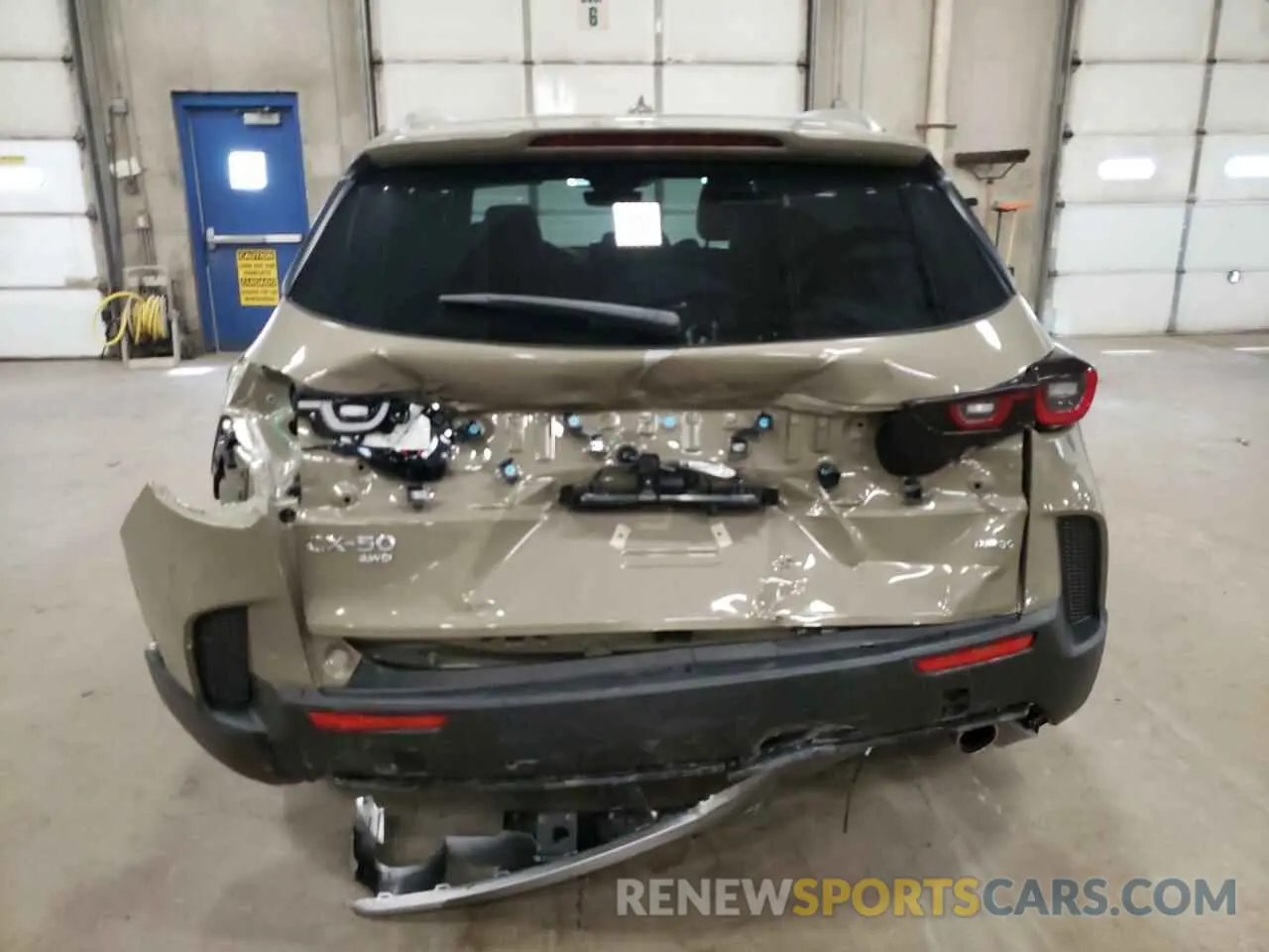 6 fotografías del automóvil dañado 7MMVABXY7SN309285 MAZDA CX-50 BASE 2025
