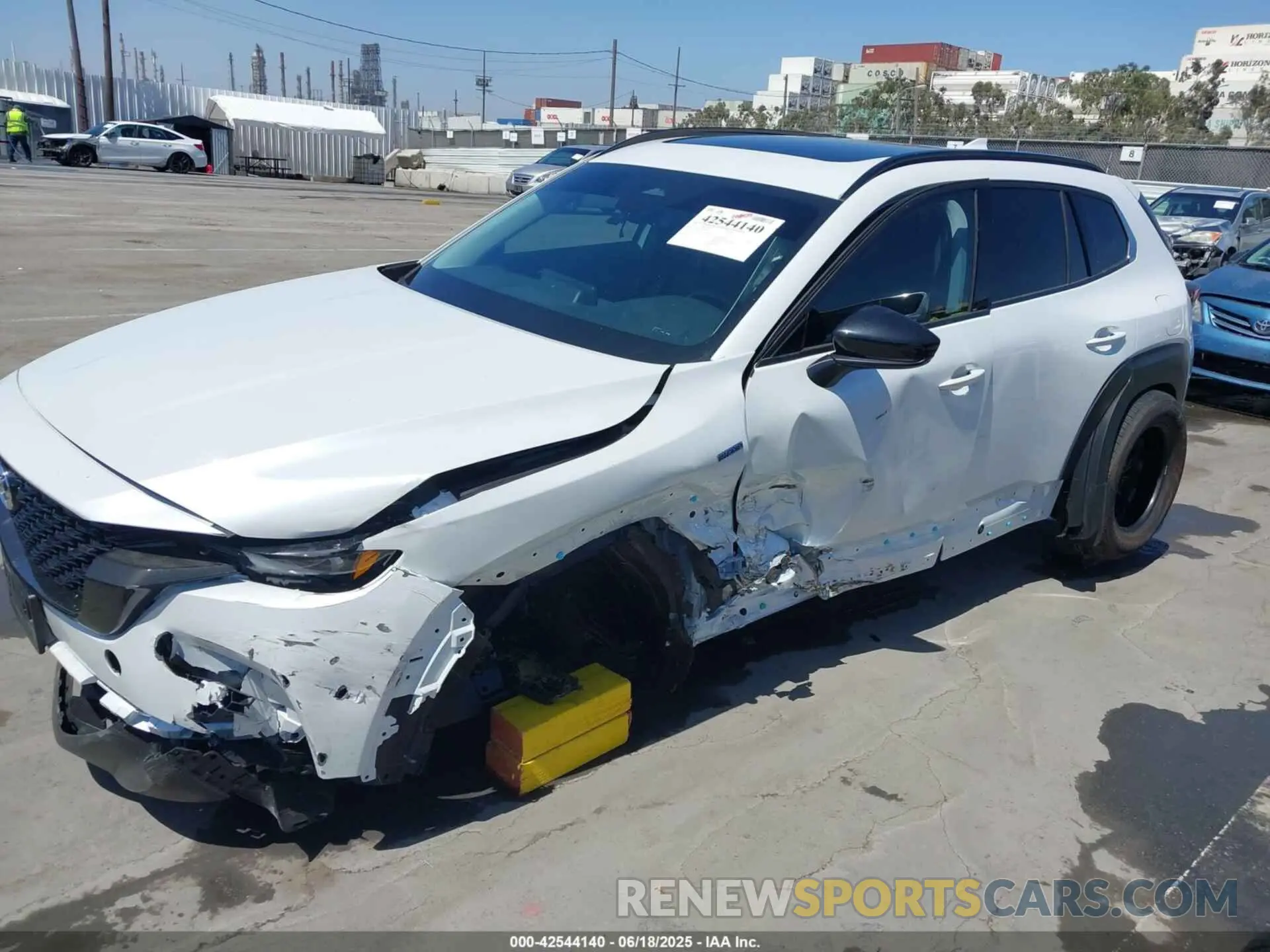 6 fotografías del automóvil dañado 7MMVAADW3SN109713 MAZDA CX-50 HYBRID 2025