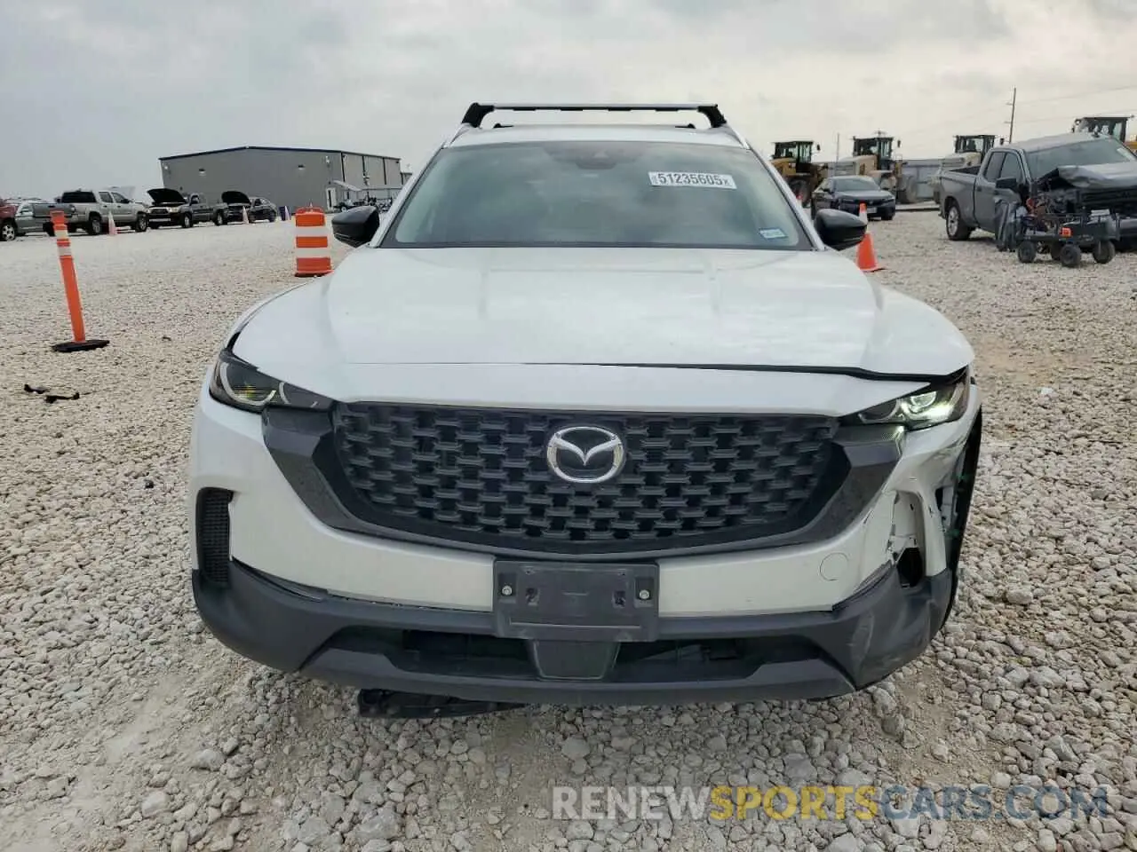 5 fotografías del automóvil dañado 7MMVABCM1PN105009 MAZDA CX-50 PREF 2023