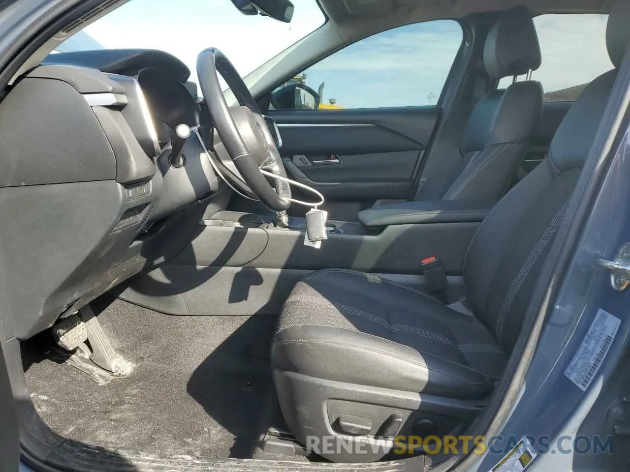 7 fotografías del automóvil dañado 7MMVABCM1PN119847 MAZDA CX-50 PREF 2023