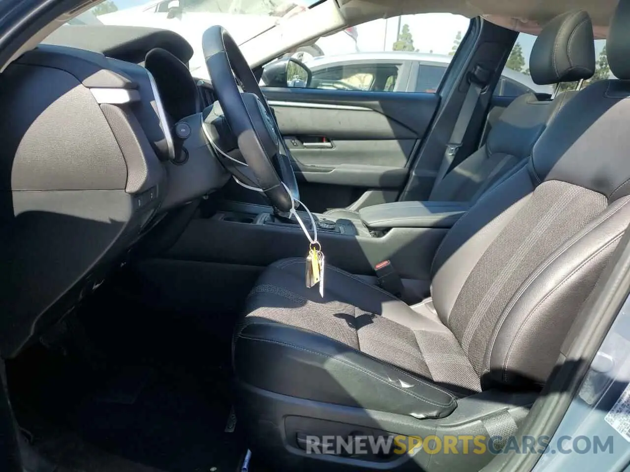 7 fotografías del automóvil dañado 7MMVABCM3PN113614 MAZDA CX-50 PREF 2023