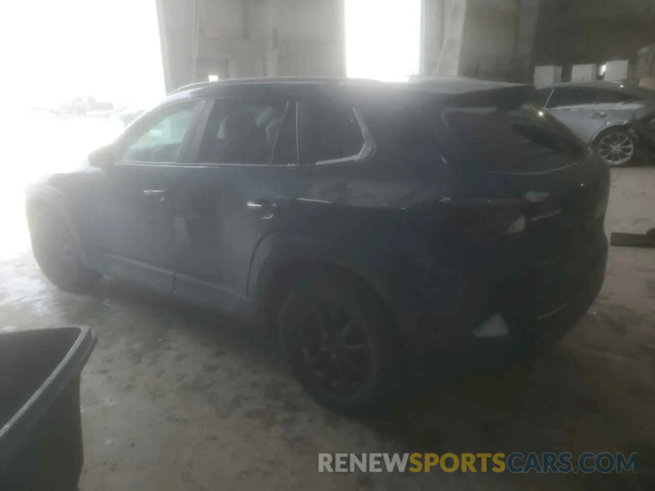 2 fotografías del automóvil dañado 7MMVABCM5PN123870 MAZDA CX-50 PREF 2023