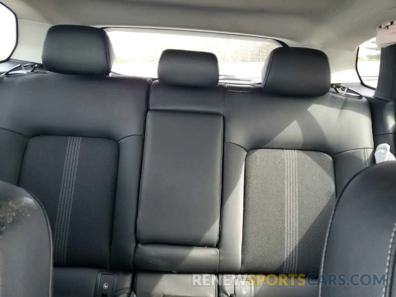 10 fotografías del automóvil dañado 7MMVABCM5PN130365 MAZDA CX-50 PREF 2023