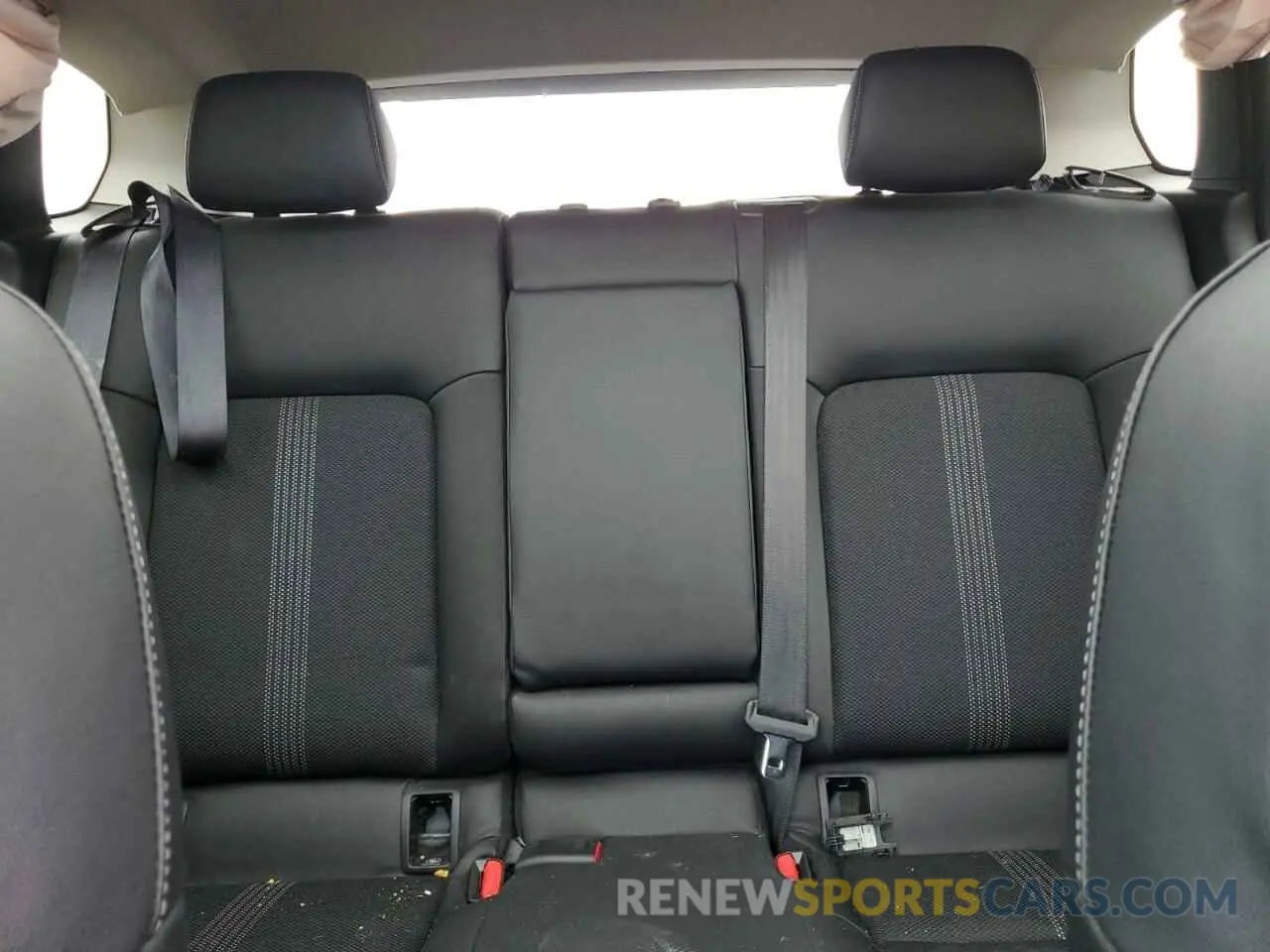 10 fotografías del automóvil dañado 7MMVABCM5PN138563 MAZDA CX-50 PREF 2023