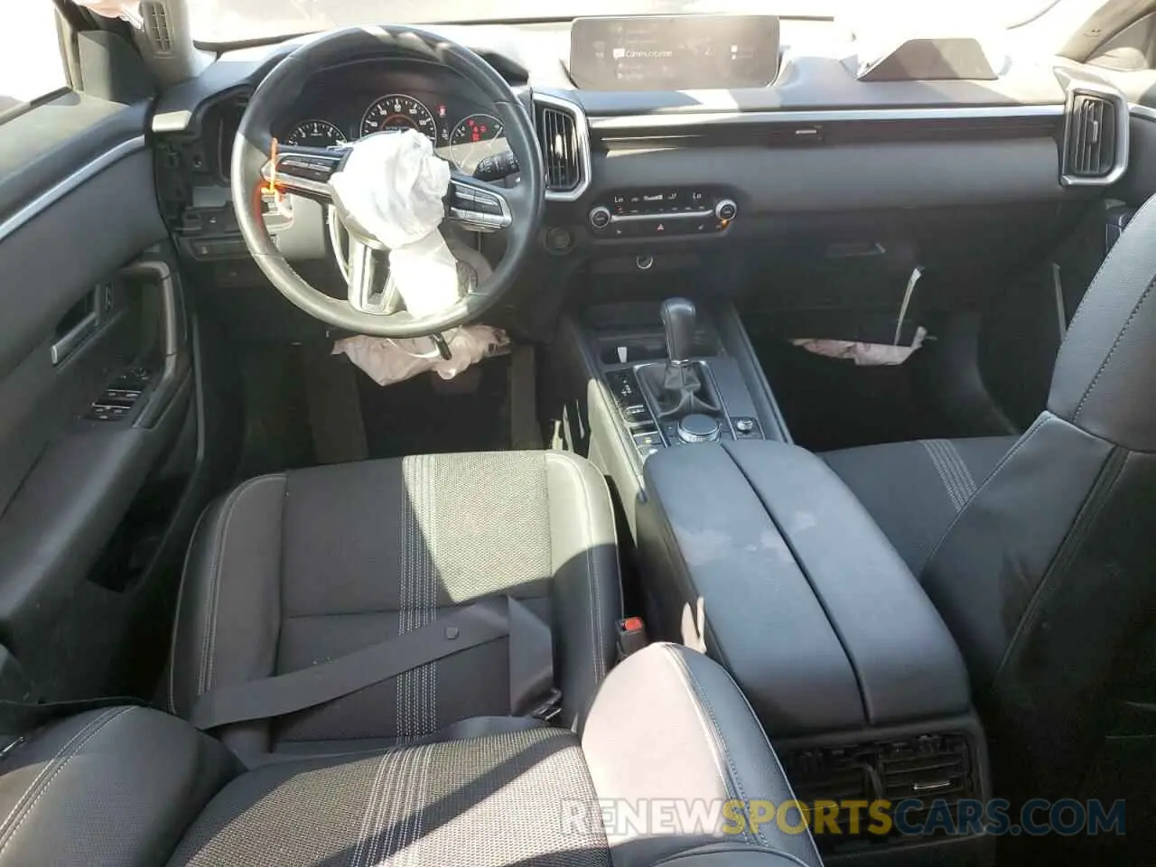 8 fotografías del automóvil dañado 7MMVABCM6PN145781 MAZDA CX-50 PREF 2023