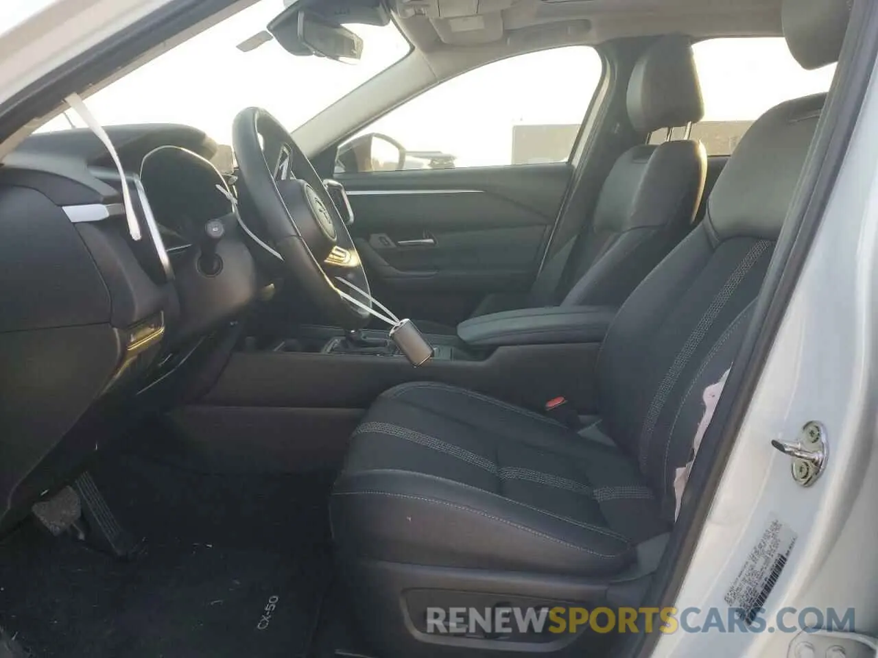 7 fotografías del automóvil dañado 7MMVABCM7PN153419 MAZDA CX-50 PREF 2023