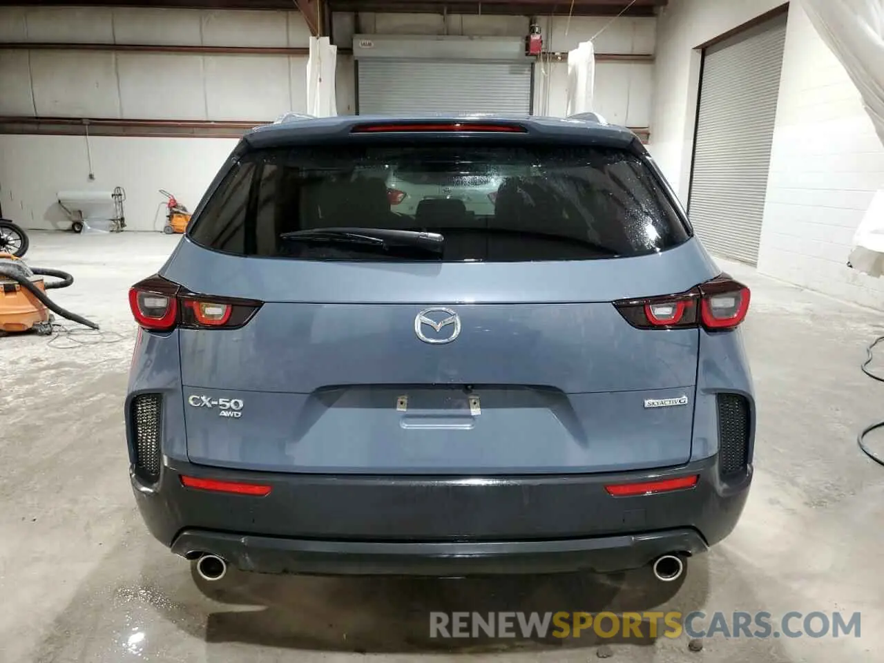 6 fotografías del automóvil dañado 7MMVABCM8PN107890 MAZDA CX-50 PREF 2023