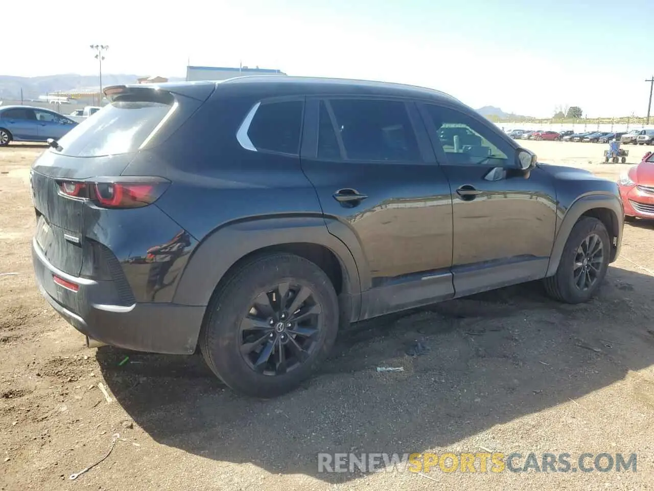 3 fotografías del automóvil dañado 7MMVABCM8PN132045 MAZDA CX-50 PREF 2023