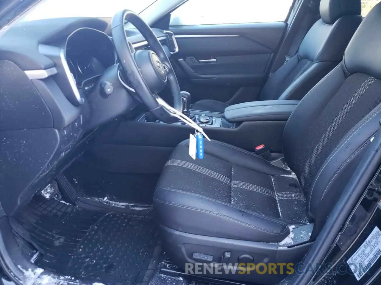 7 fotografías del automóvil dañado 7MMVABCM9PN114556 MAZDA CX-50 PREF 2023