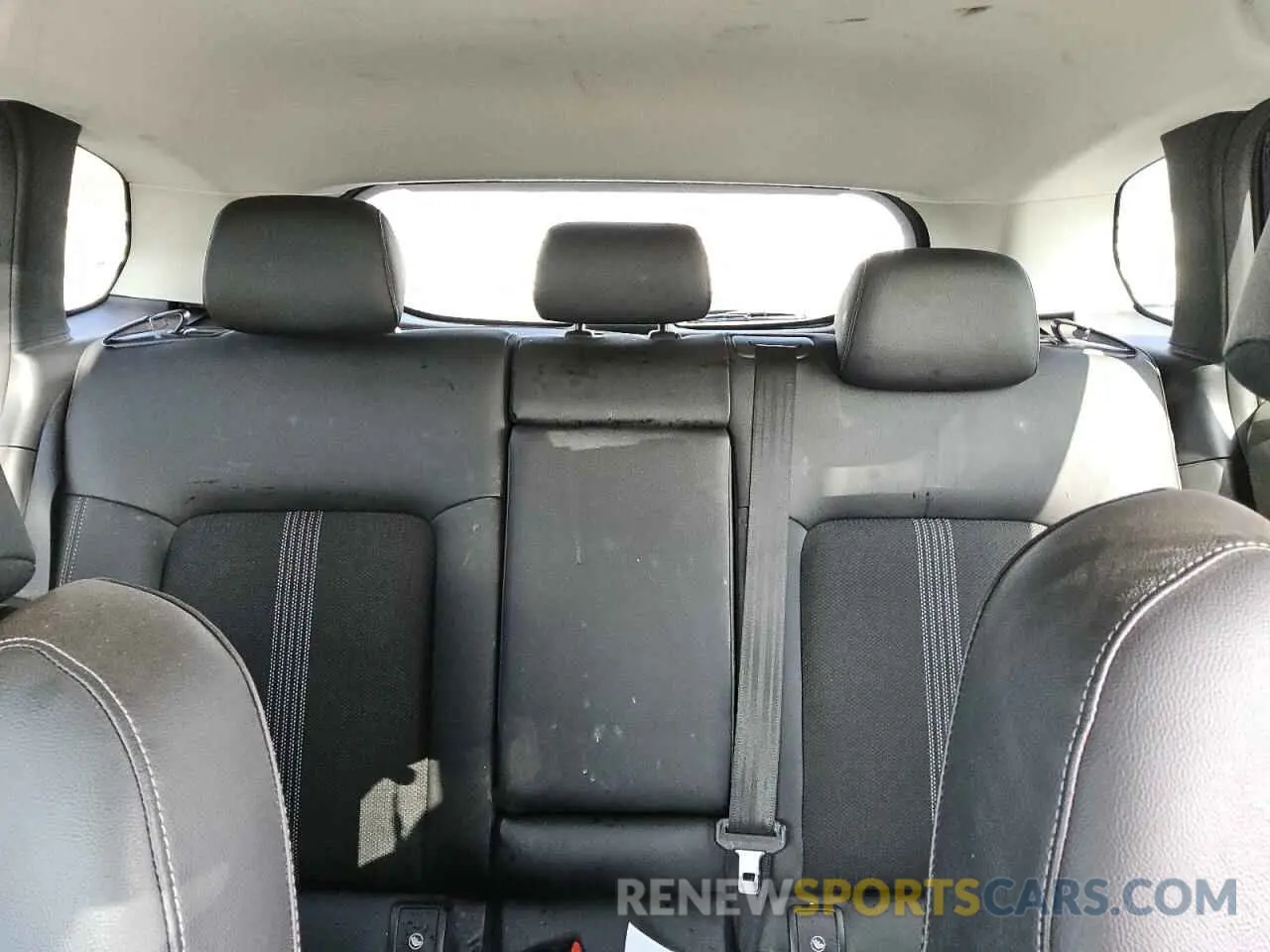 10 fotografías del automóvil dañado 7MMVABBM1RN213229 MAZDA CX-50 PREF 2024