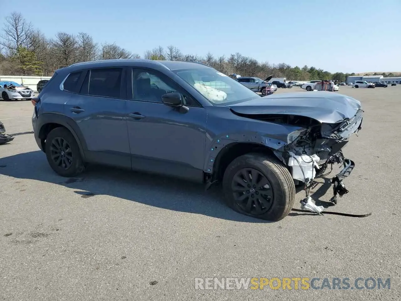 4 fotografías del automóvil dañado 7MMVABBM5RN212679 MAZDA CX-50 PREF 2024