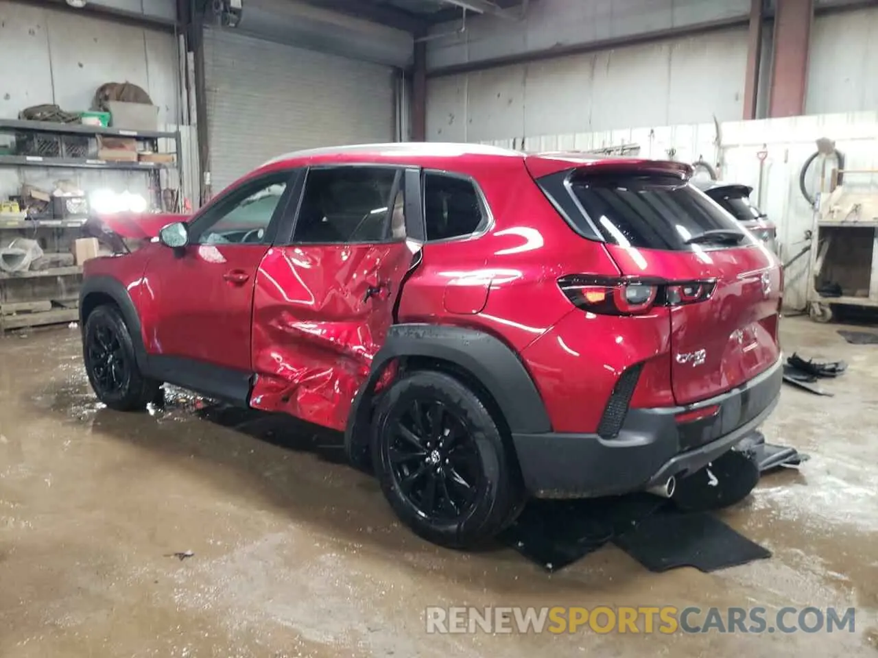 2 fotografías del automóvil dañado 7MMVABBM0SN340561 MAZDA CX-50 PREF 2025