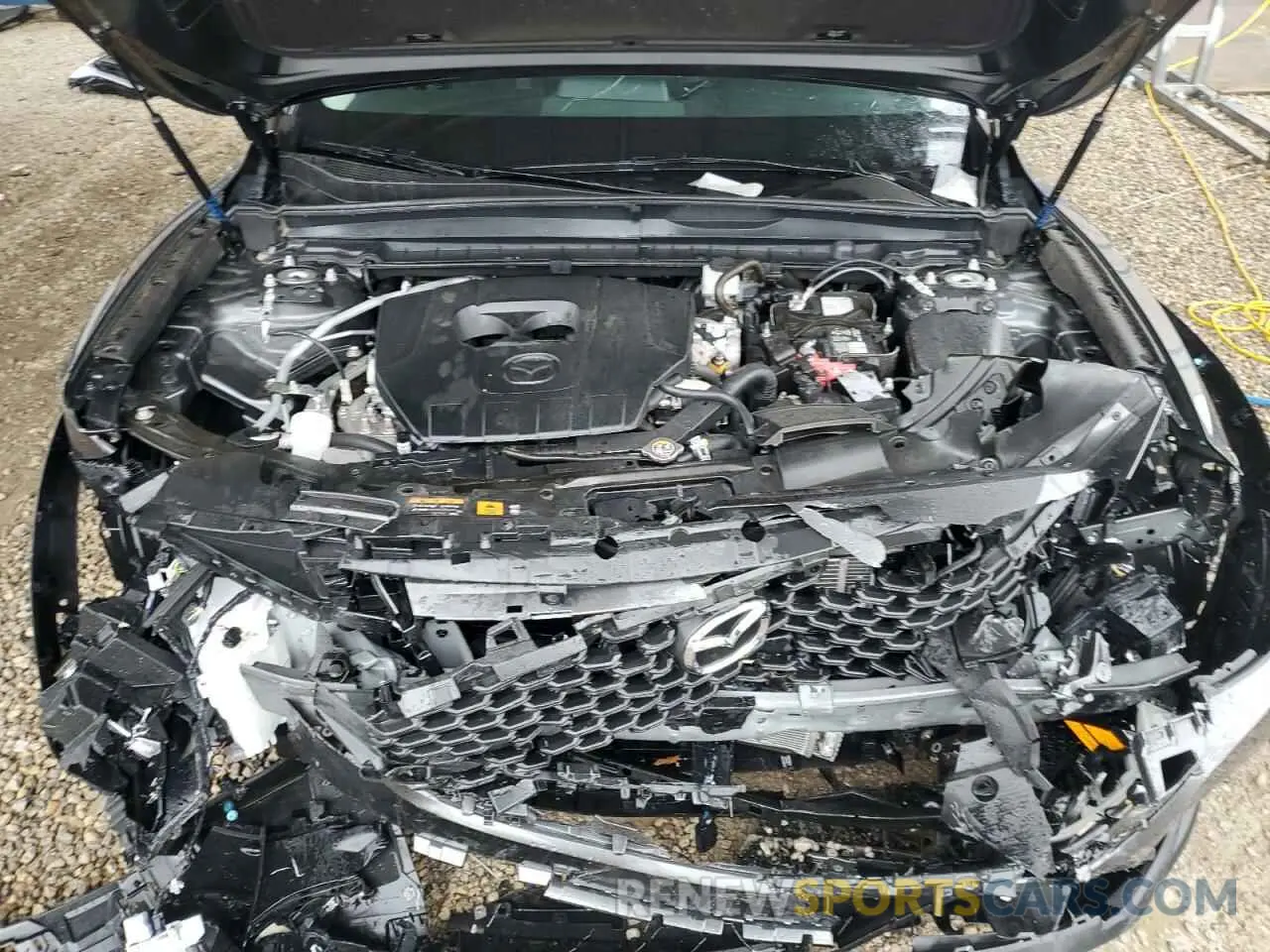 12 fotografías del automóvil dañado 7MMVABBM2SN308582 MAZDA CX-50 PREF 2025