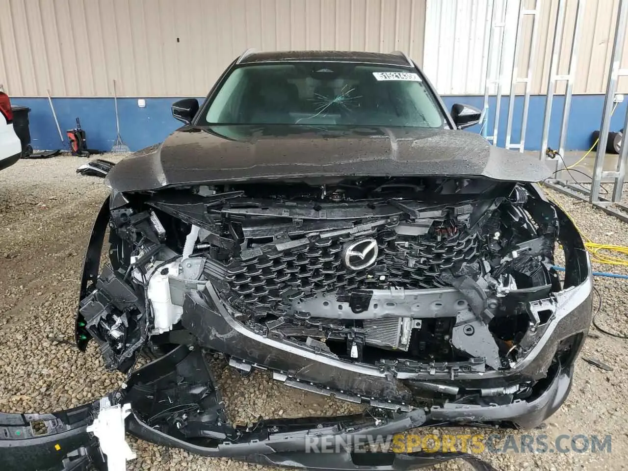 5 fotografías del automóvil dañado 7MMVABBM2SN308582 MAZDA CX-50 PREF 2025