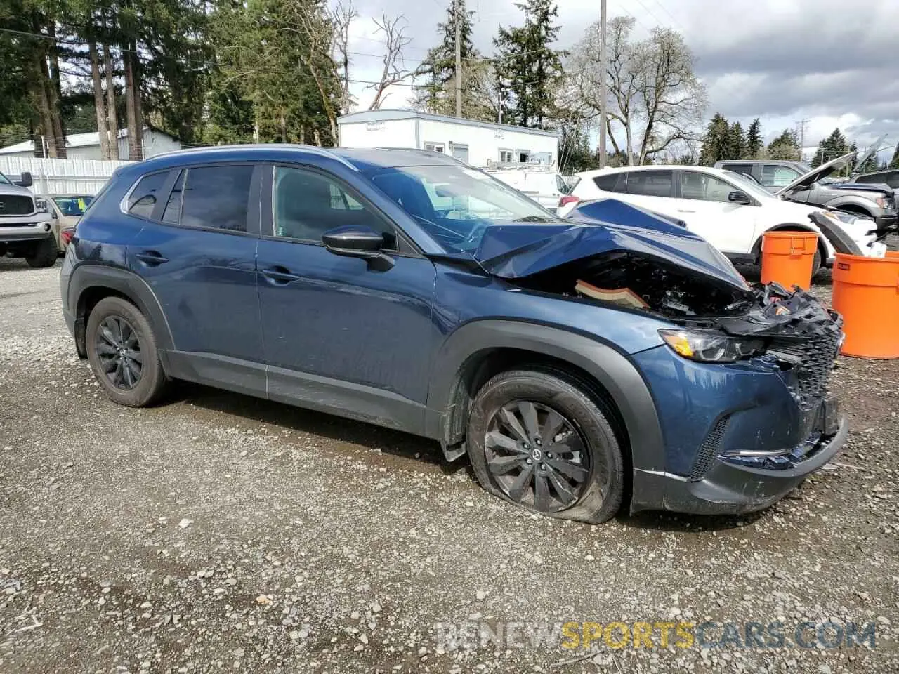 4 fotografías del automóvil dañado 7MMVABBM4SN321267 MAZDA CX-50 PREF 2025