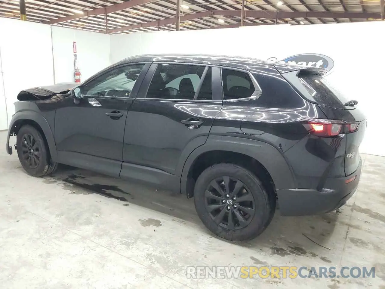 2 fotografías del automóvil dañado 7MMVABBM8SN323426 MAZDA CX-50 PREF 2025