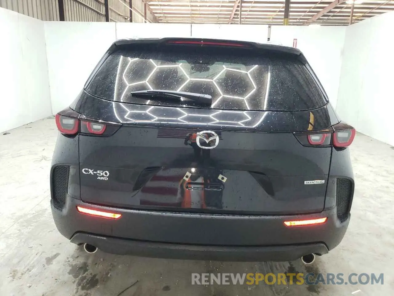 6 fotografías del automóvil dañado 7MMVABBM8SN323426 MAZDA CX-50 PREF 2025