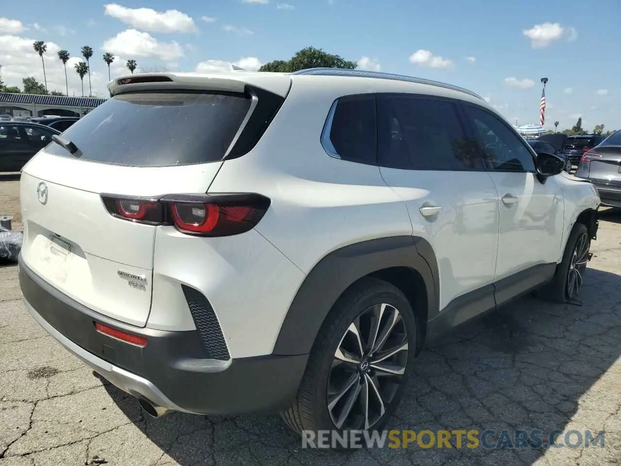 3 fotografías del automóvil dañado 7MMVABDY4PN115678 MAZDA CX-50 PREM 2023