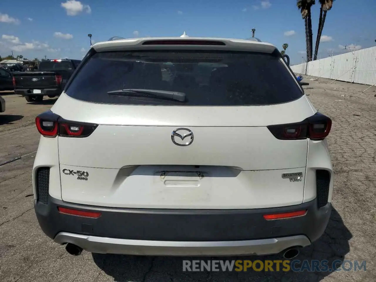 6 fotografías del automóvil dañado 7MMVABDY4PN115678 MAZDA CX-50 PREM 2023