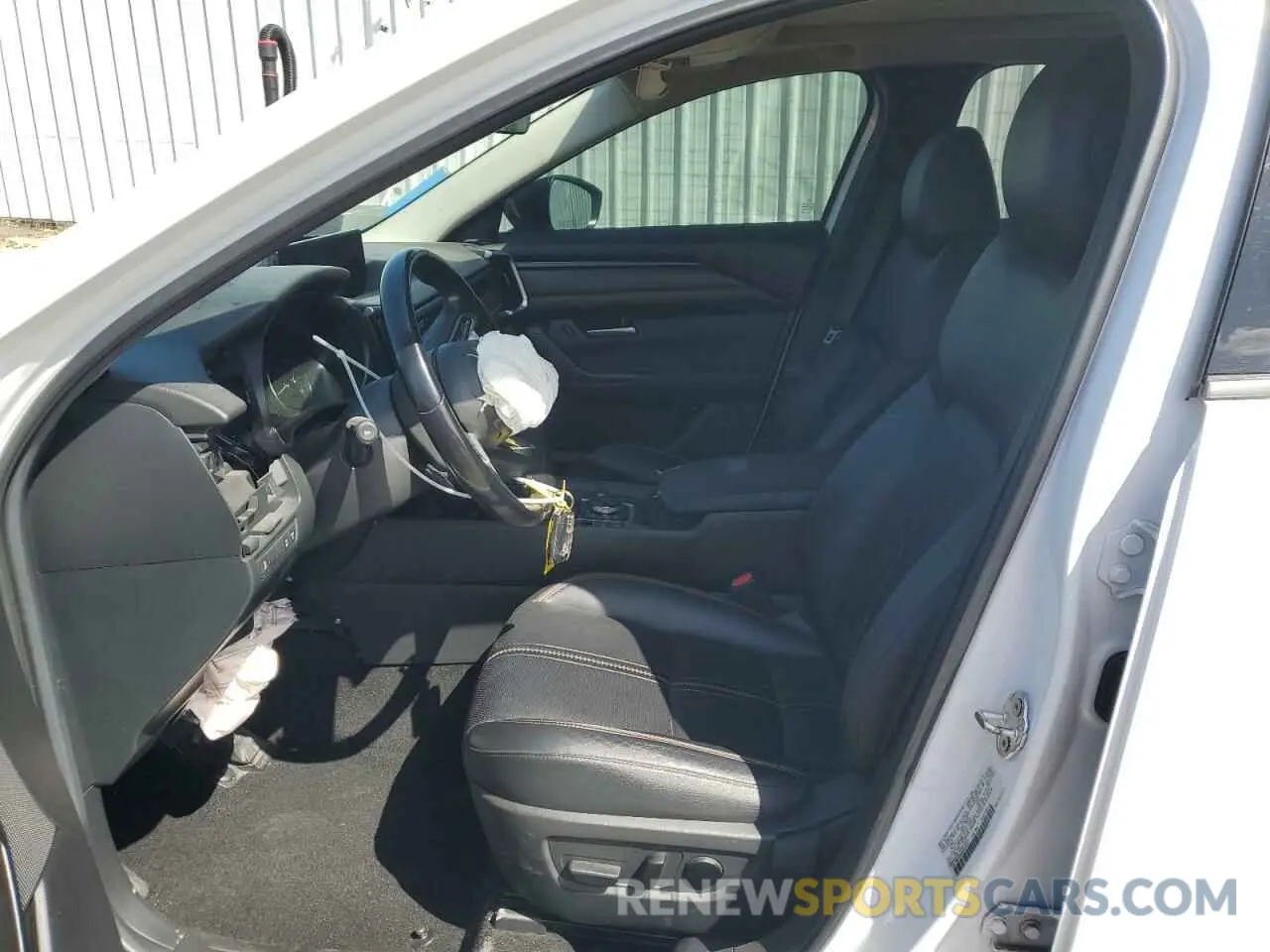 7 fotografías del automóvil dañado 7MMVABDY4PN115678 MAZDA CX-50 PREM 2023