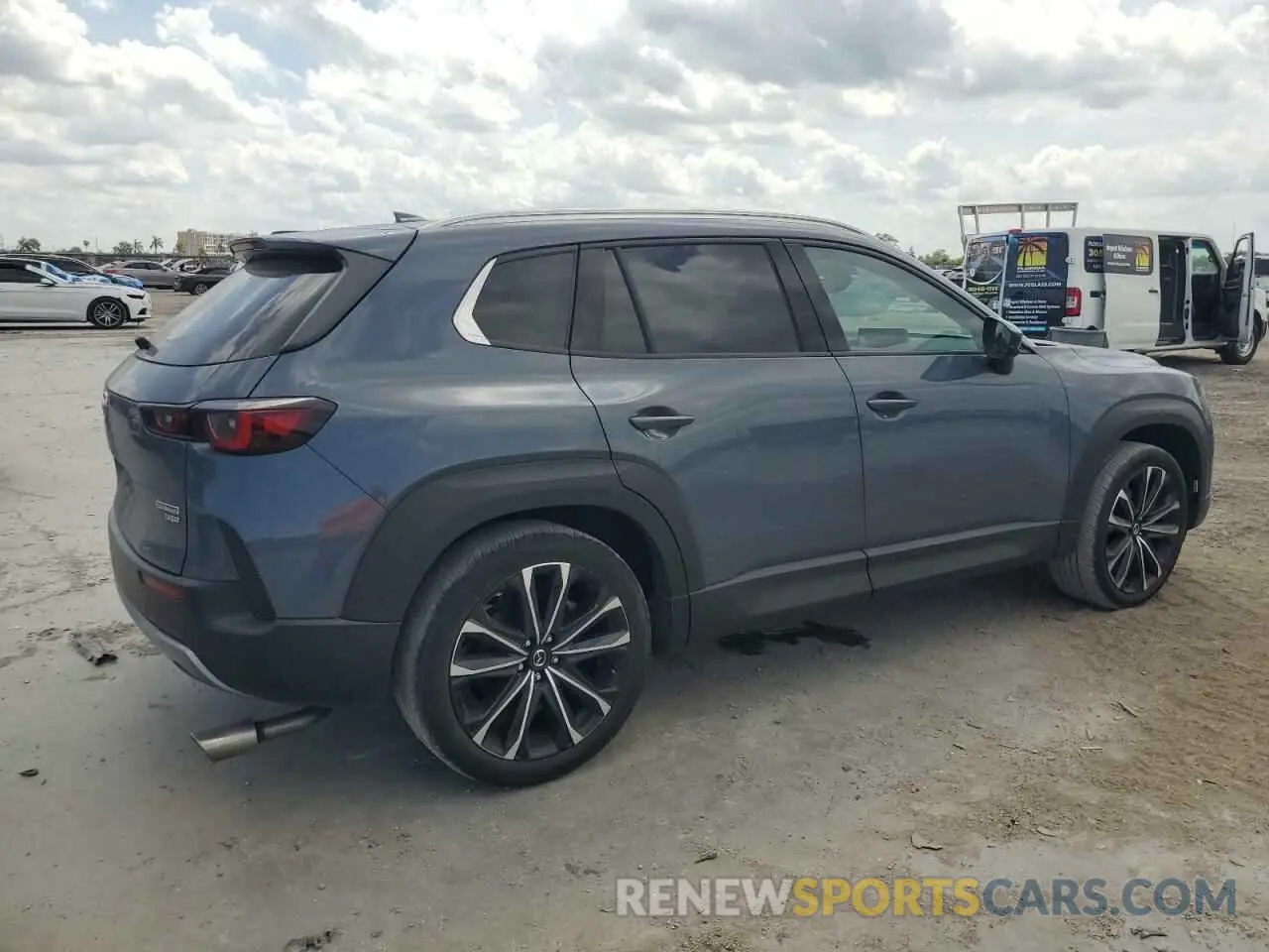 3 fotografías del automóvil dañado 7MMVABDY6PN108537 MAZDA CX-50 PREM 2023