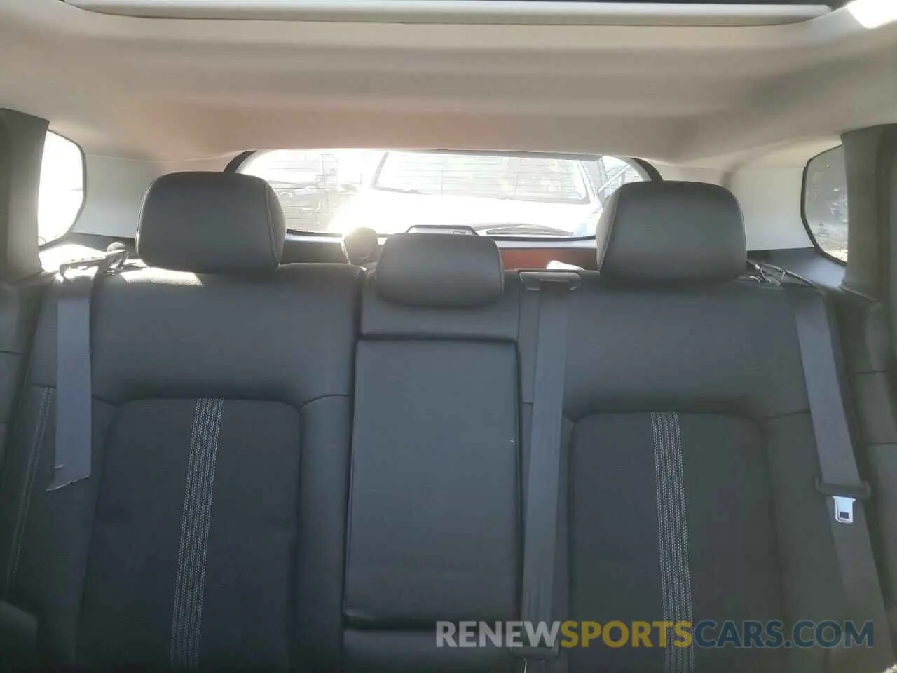 10 fotografías del automóvil dañado 7MMVABDM6RN175008 MAZDA CX-50 PREM 2024