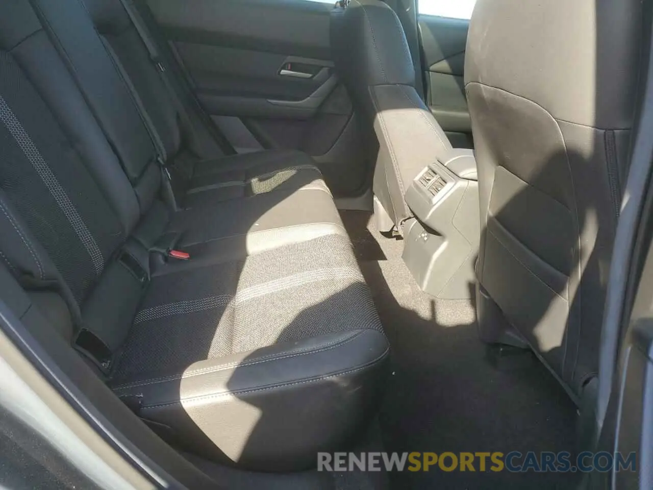 11 fotografías del automóvil dañado 7MMVABDM6RN175008 MAZDA CX-50 PREM 2024