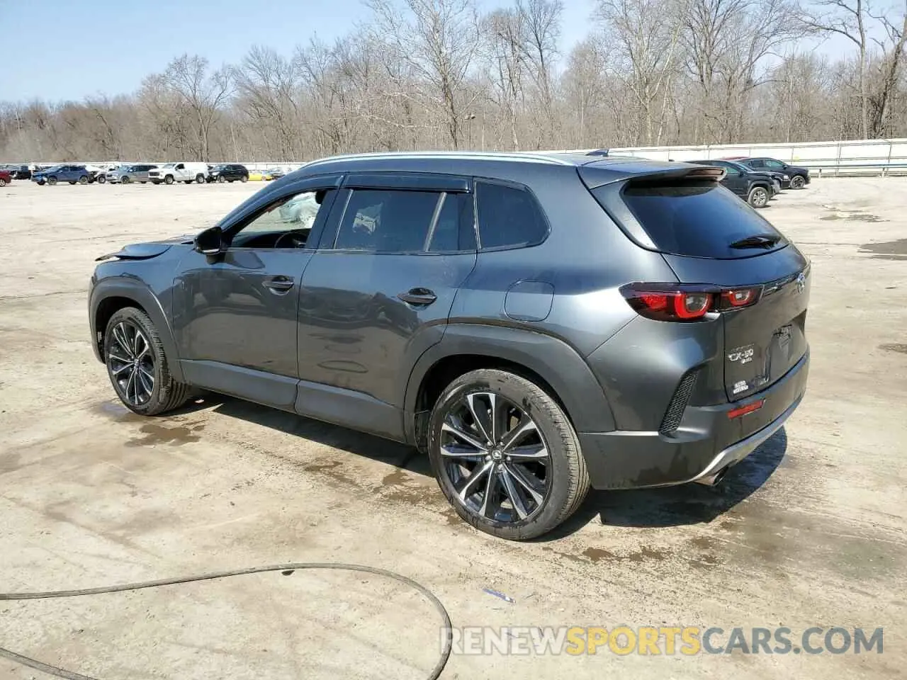 2 fotografías del automóvil dañado 7MMVABDY5RN202993 MAZDA CX-50 PREM 2024