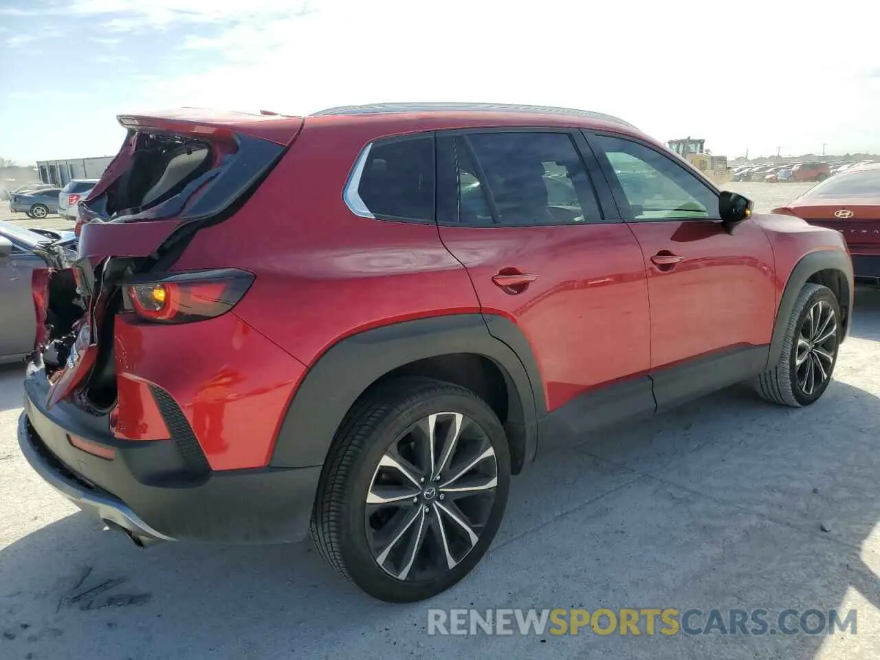3 fotografías del automóvil dañado 7MMVABDY9RN160084 MAZDA CX-50 PREM 2024