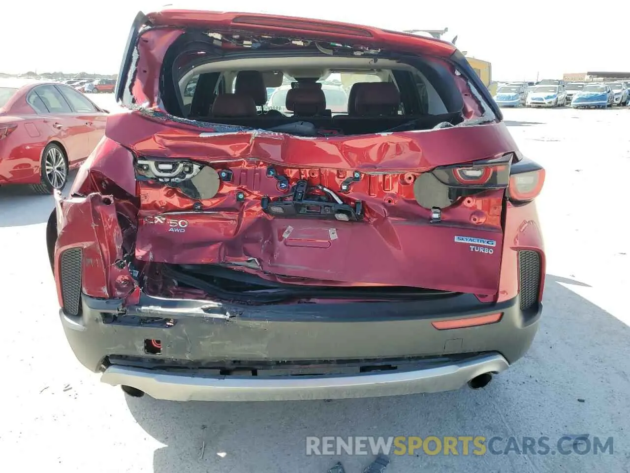 6 fotografías del automóvil dañado 7MMVABDY9RN160084 MAZDA CX-50 PREM 2024