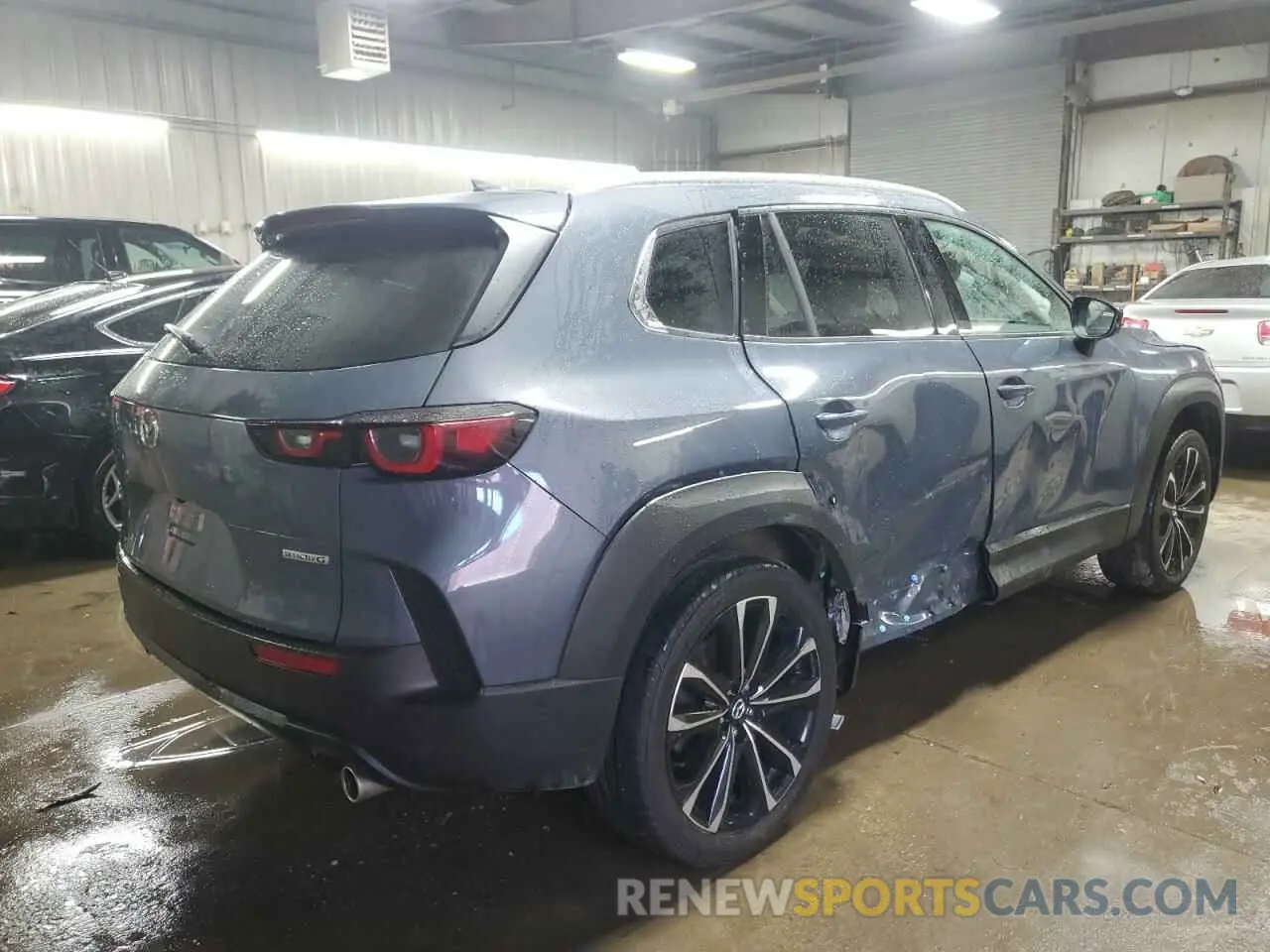 3 fotografías del automóvil dañado 7MMVABEM7RN157132 MAZDA CX-50 PREM 2024