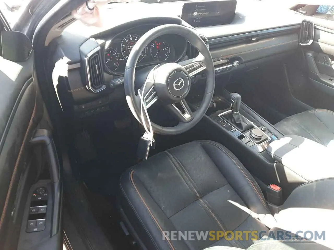 8 fotografías del automóvil dañado 7MMVABEMXRN185071 MAZDA CX-50 PREM 2024