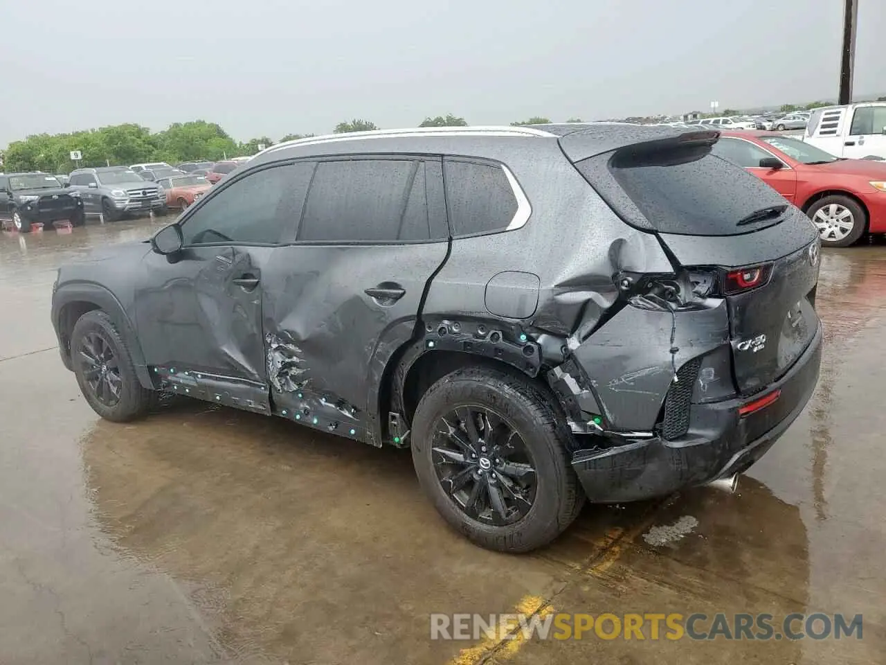 2 fotografías del automóvil dañado 7MMVABAM1RN201535 MAZDA CX-50 SELE 2024